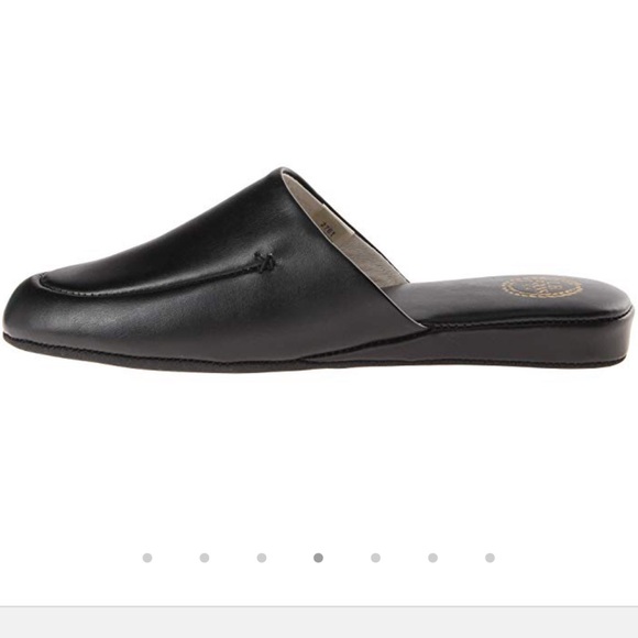 LB Evans Slippers - Picture 2 of 3